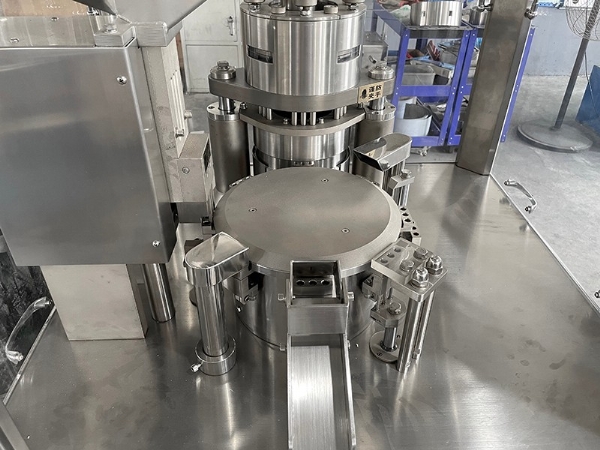全自动胶囊充填机厂